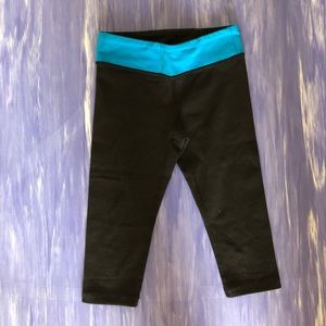 Lululemon/Ivivva Cropped Legging Girls Size 4